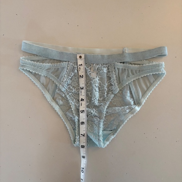 Lingerie Bundle - Picture 14 of 16